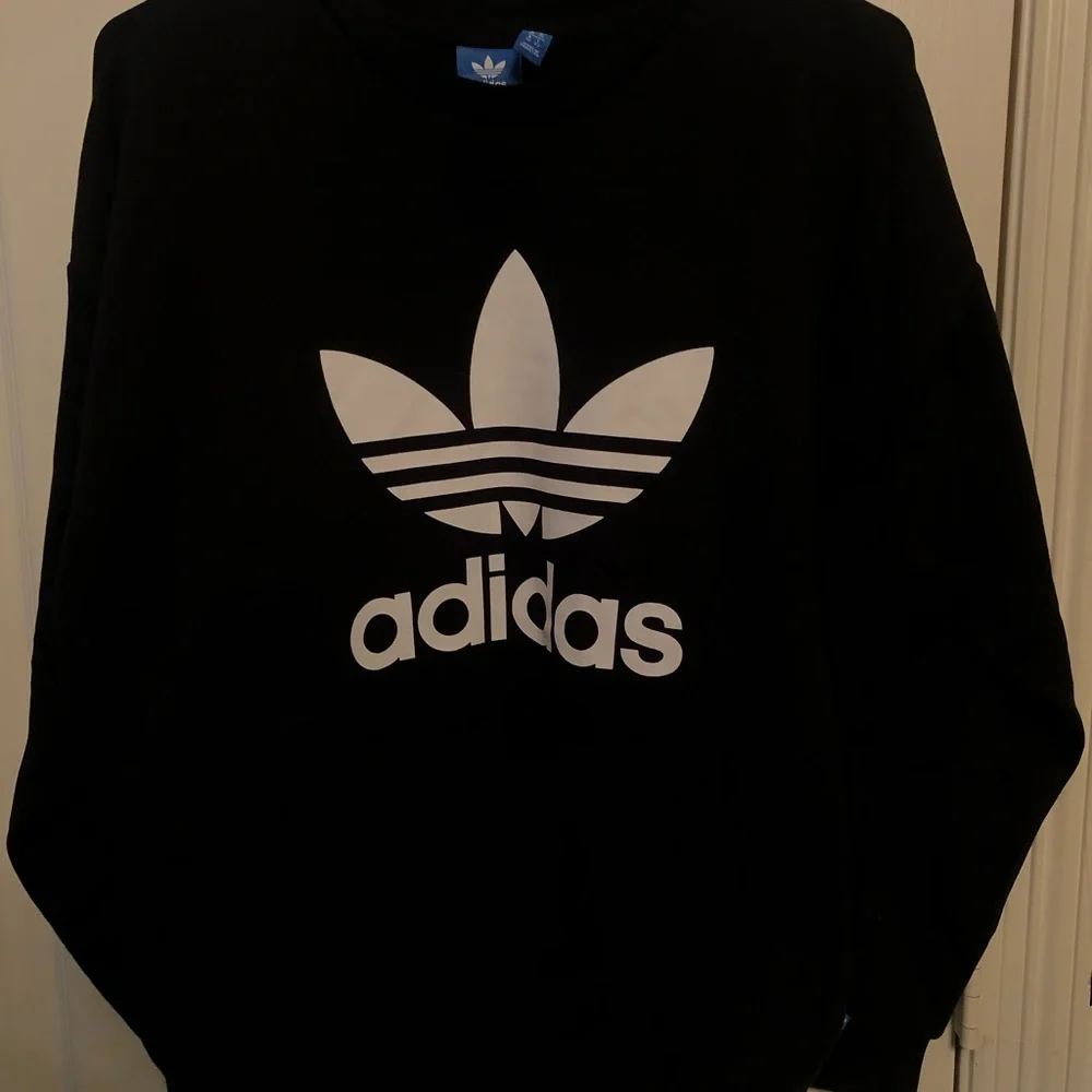 Black adidas crew neck - Picture 2 of 7